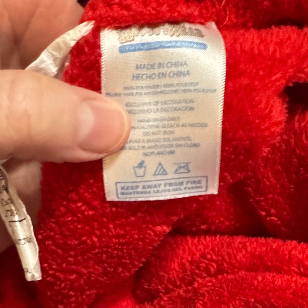 ComfyCritters Red Razorback soft blanket - Picture 4 of 9